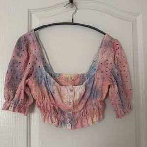 urban outfitters pastel tie dye puff sleeve buttoned crop top